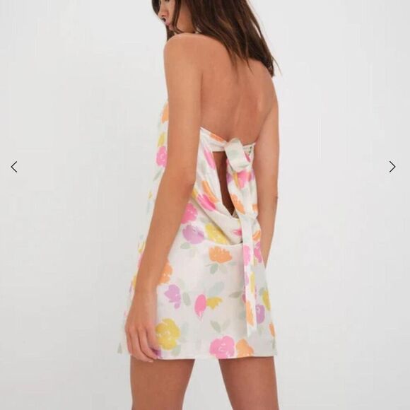 NWT For Love & Lemons Hazel White Floral Mini Dress With Gloves Size Small - Picture 3 of 10